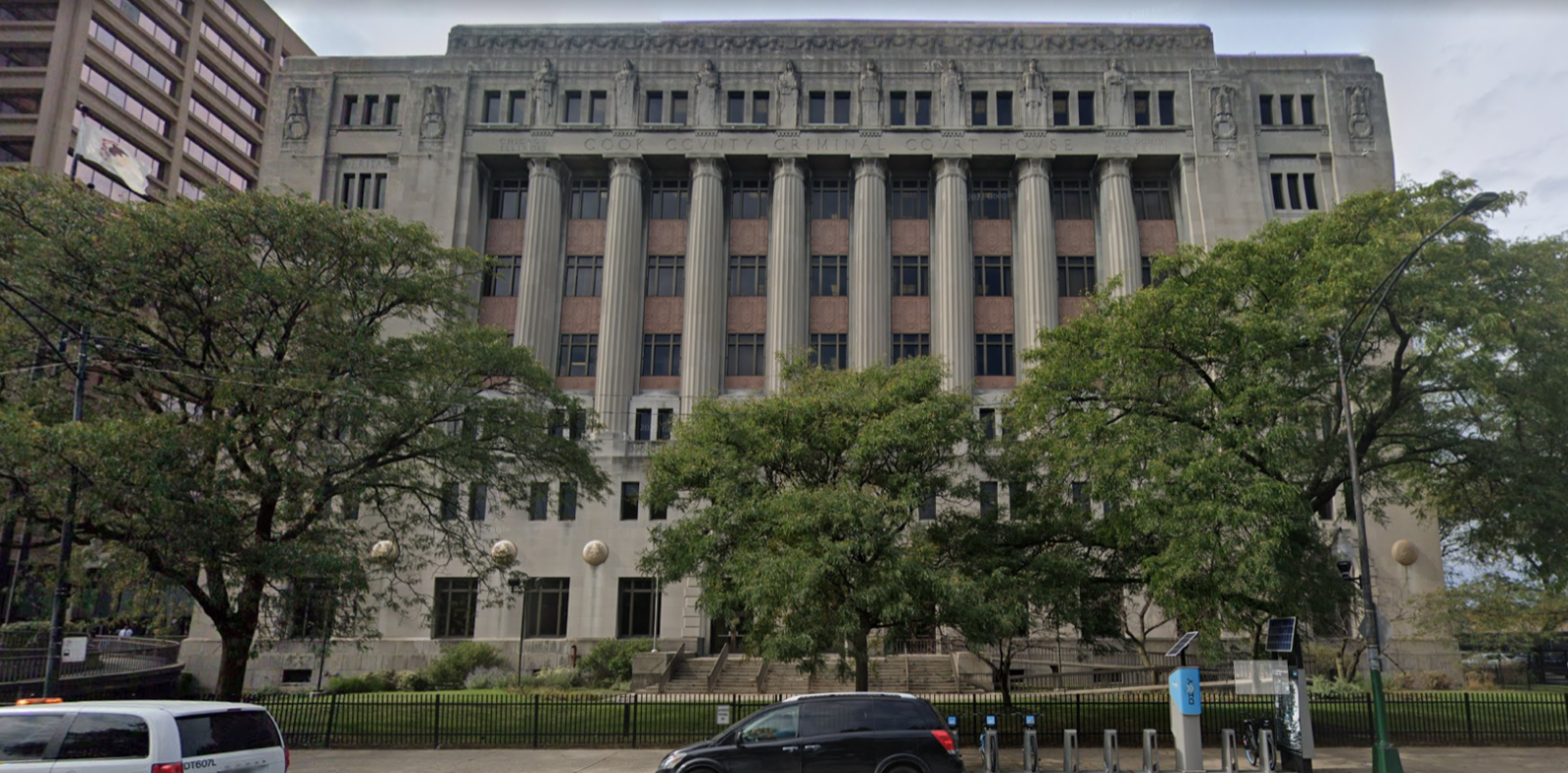 Las Cámaras Ocultas Conducen a Cargos Penales y Demandas en Chicago -  Mitchell S. Sexner & Associates LLC