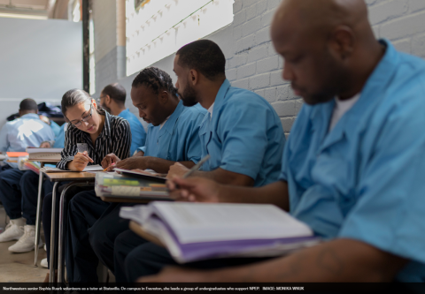 151002001035-cnnmoney-schools-prisons-exlarge-169.jpg